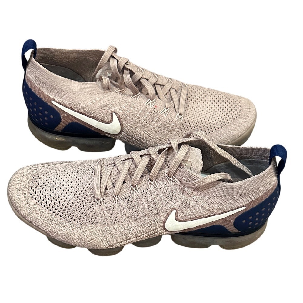 Nike Air VaporMax Flyknit 2 shoes in the "Diffused Taupe" colorway